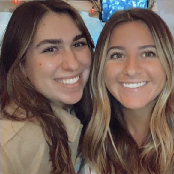 Meet your Posher, Taylor - Picture 1 of 1